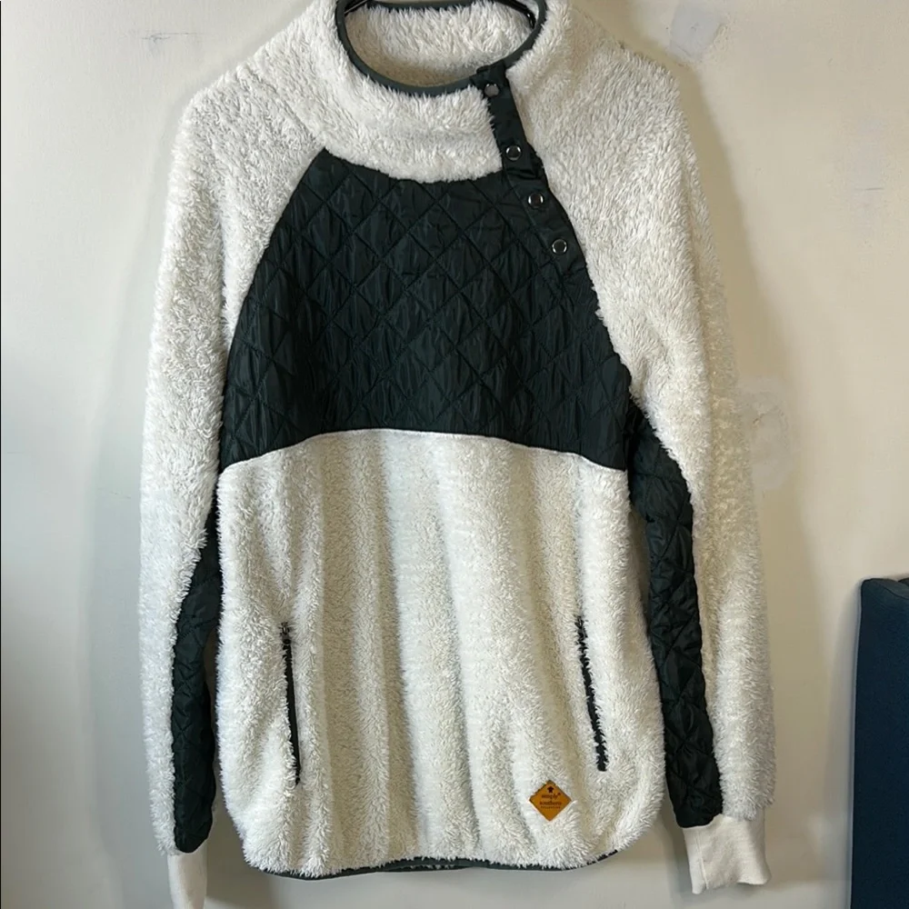 Simply Southern‎ Women’s White & Green Pullover Sherpa Size XL